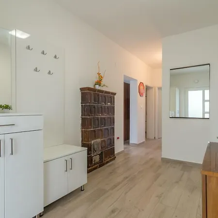 Drago Apartment